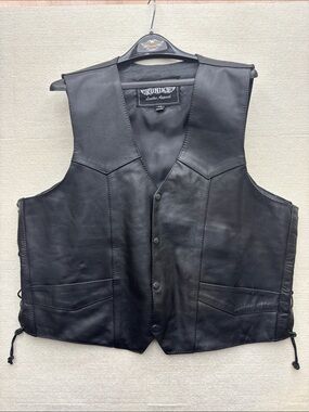 Unik Black Leather Motorcycle Vest 50